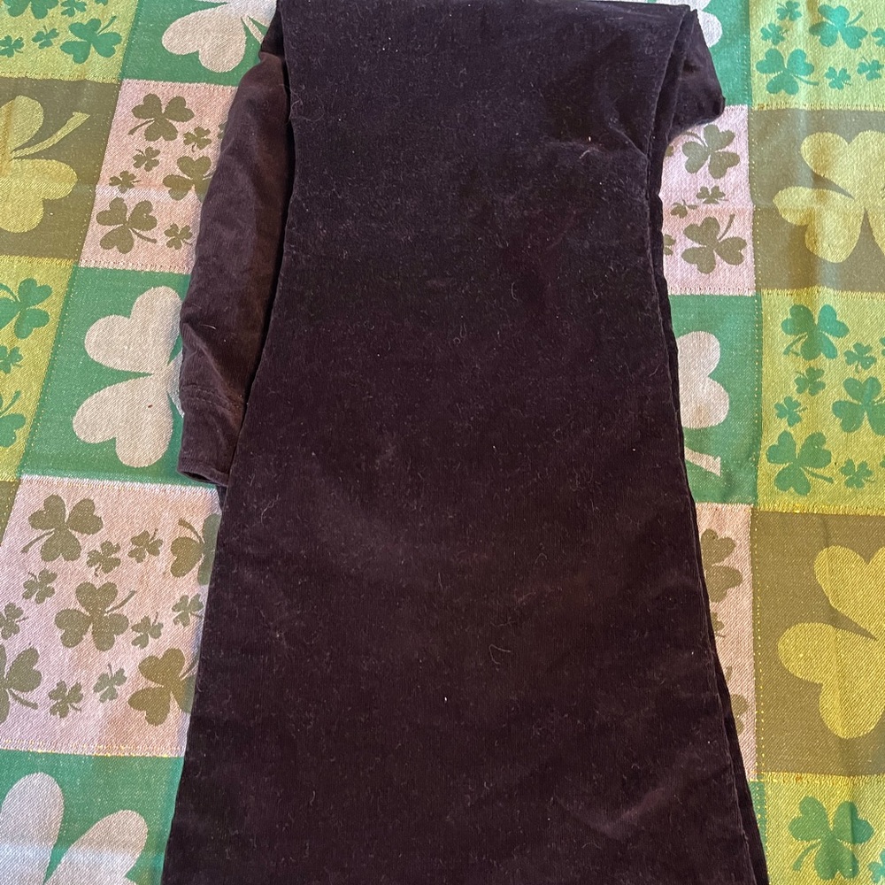 Black pull on cords